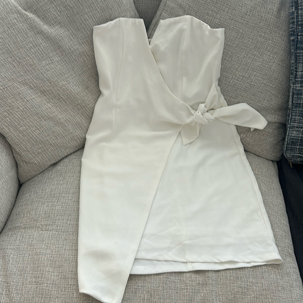 Strapless dress